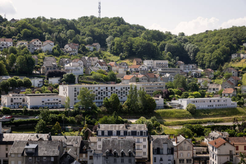 16 Coll&egrave;ge Victor Hugo